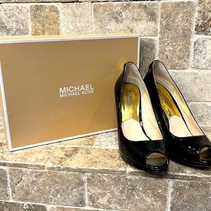 MICHAEL KORS SHOES